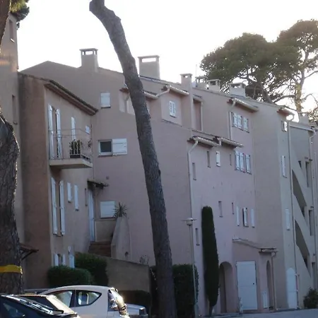 Au Calme, Climatise, Avec Parking, 2 Pas Des Plages, Le Port Апартаменты *