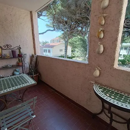 Au Calme, Climatise, Avec Parking, 2 Pas Des Plages, Le Port Апартаменты Йер